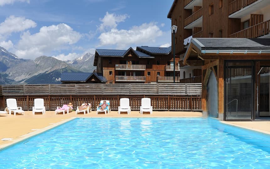 Résidence La Turra à Valfréjus - Piscine