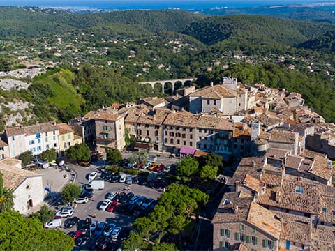 Tourrettes, village des artistes