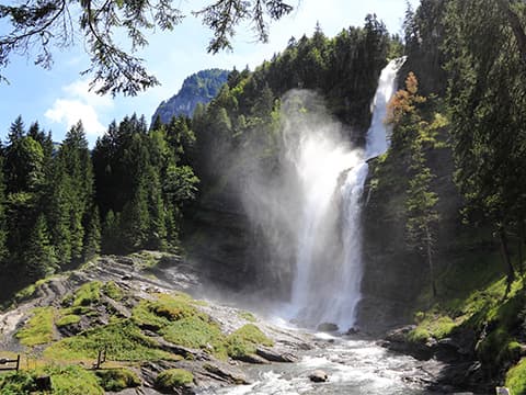 Samoëns et la cascade du Rouget