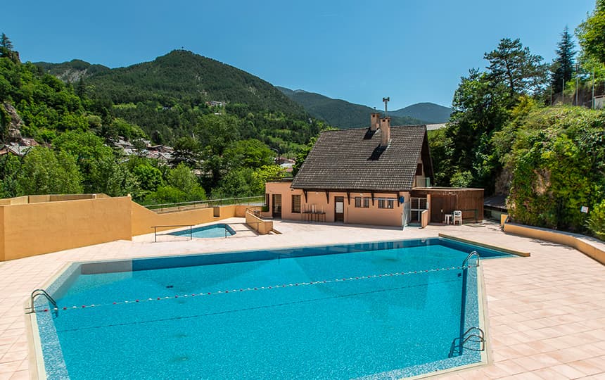 Residence Les Gorges Rouges in Guillaumes - Swimming pool