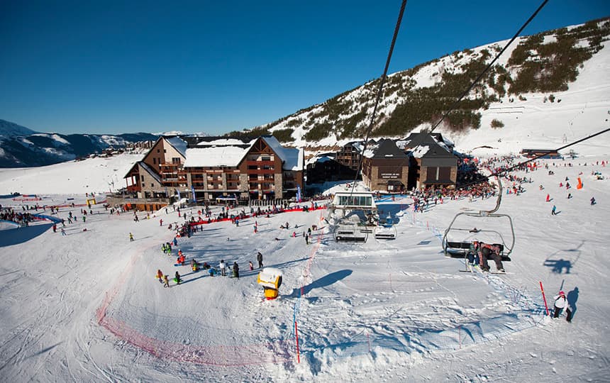 Résidence Privilège à Peyragudes - extérieur hiver