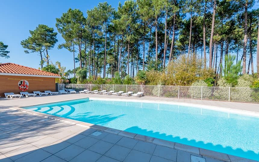 Le Domaine des Grands Lacs à Biscarrosse - Piscine