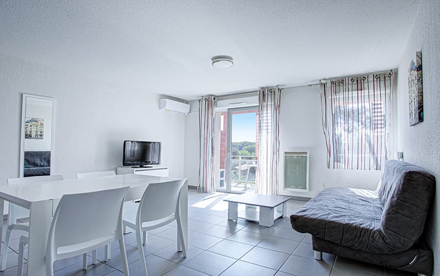Appartement climatisé 2 pièces 4 personnes Demeures de la massane séjour
