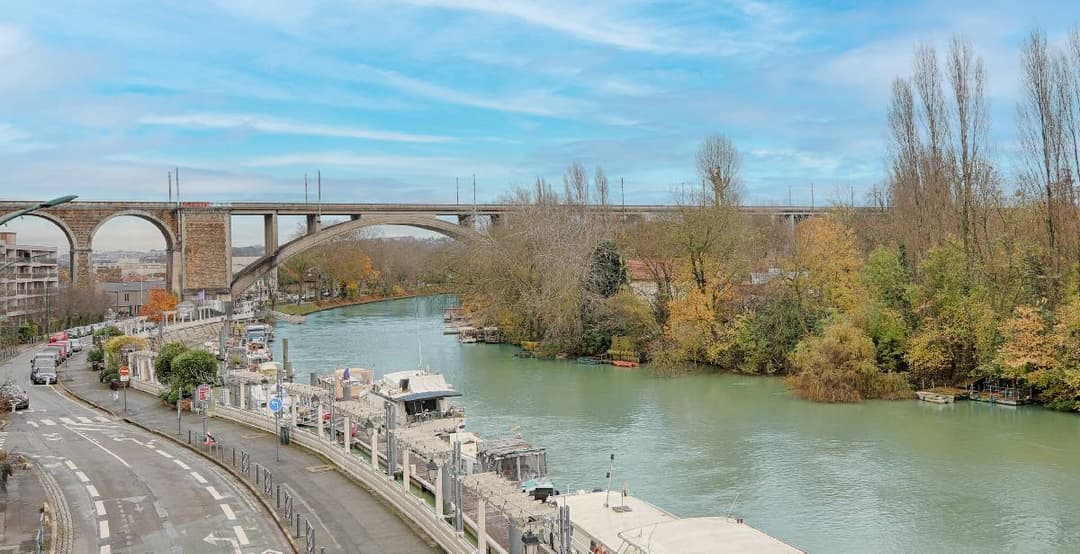 Apparthotel Paris Quai de Marne Vacancéole vue sur la Marne