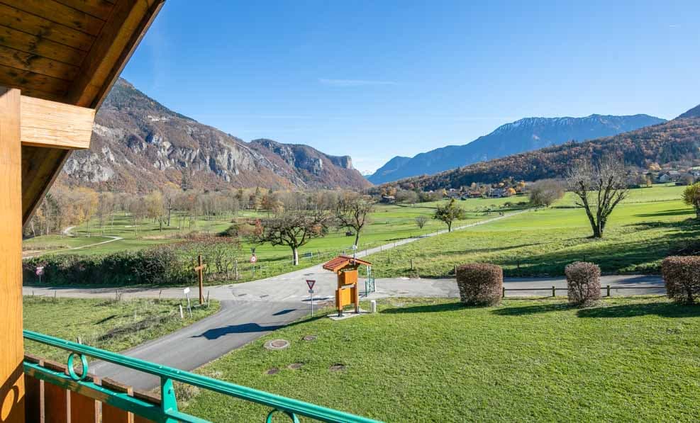 vue terrase sur montagnes le Birdie