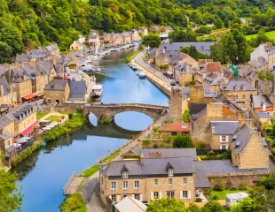 Les plus beaux villages de Bretagne - Dinan, cité médiévale