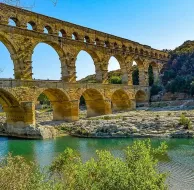Location vacances Uzes/ Pont du Gard