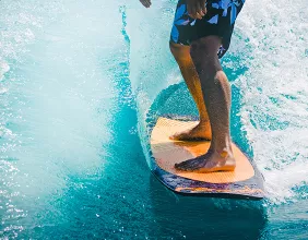 Profitez de votre location de vacances à Urrugne pour surfer !
