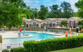 Le Domaine du Golf d'Albret in Barbaste - Swimming pool