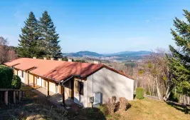 Résidence Les Monts du Forez à Saint-Jean-la-Vêtre, dans la Loire