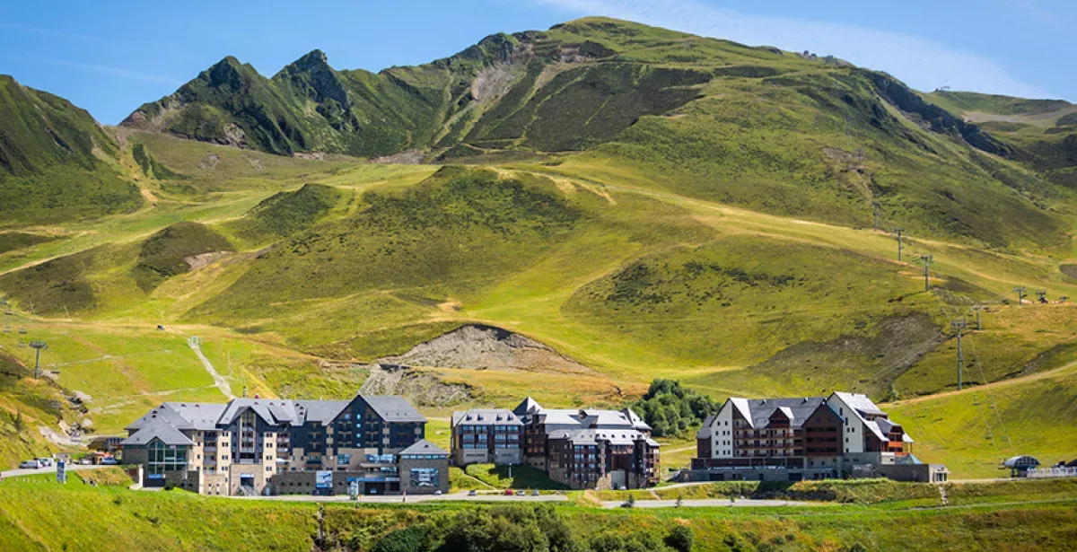 Résidence Privilège à Peyragudes - extérieur été