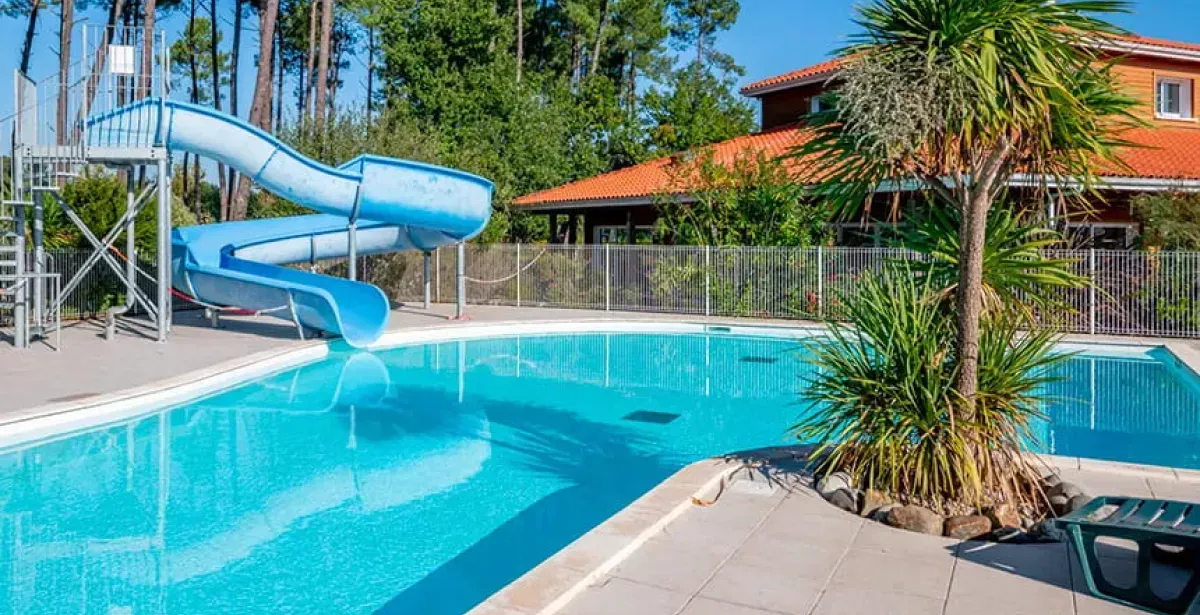 Le Domaine des Grands Lacs à Biscarrosse - Piscine