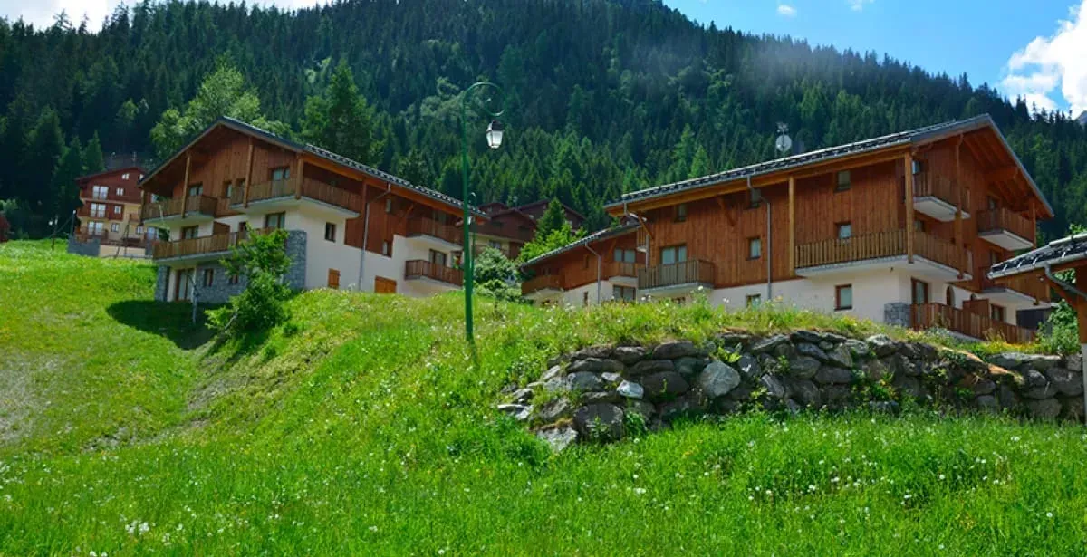 Résidence Les Chalets de La Ramoure*** - extérieur été