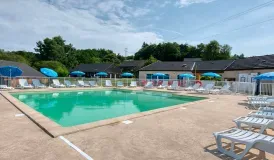 Résidence Le Domaine du Bosquet à Egletons - Piscine