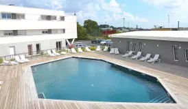 Le Terral in St Jean de Vedas - Swimming Pool