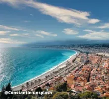 Vue aérienne de Nice depuis la Coline du Château