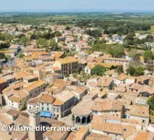 Vias village fortifié