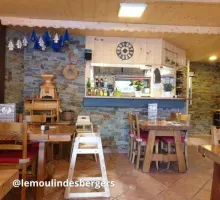 Intérieur de la Crêperie Le Moulin des Bergers à Valfréjus