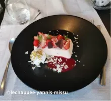 Assiette de dessert au restaurant l'Échapée à Modane. Crédit photo : Yannis Missu.