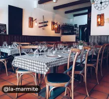 Restaurant La Marmite à Risoul - Salle de restauration