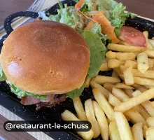 Restaurant Le Schuss à Auris en Oisans, burger frites